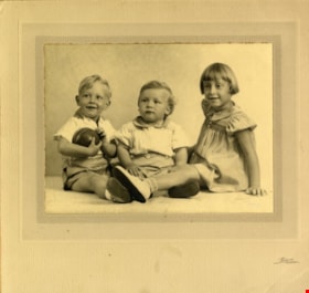 Three young children, [1935] thumbnail