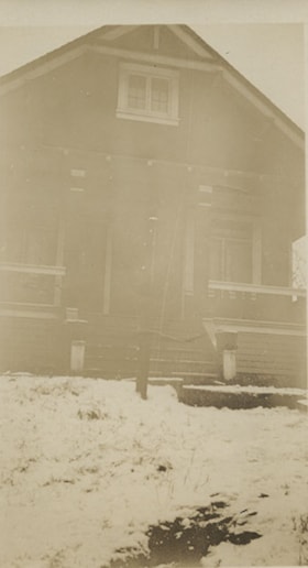 House at Buena Vista, Burnaby, [between 1912 and 1925] thumbnail