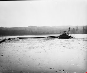 Working dredge, March 1951  (date of original), copied [1985] thumbnail