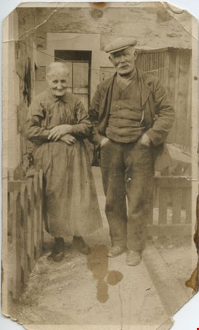 Elderly couple, [190-] thumbnail