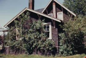 Exterior of Love farmhouse, 1971 (date of original), copied 1990 thumbnail