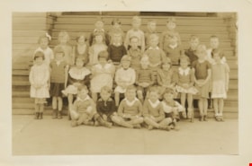 Kingsway West School class, [1936 or 1937] thumbnail