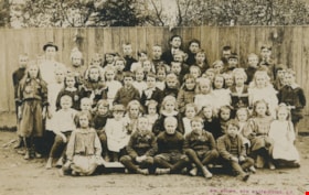 West Burnaby School students, [1909] thumbnail