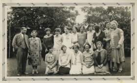Teaching staff at Kingsway West School, 1929 thumbnail