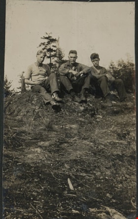 Boy Scouts on ridge, Aug. 1926 thumbnail