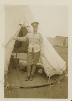 Sergeant Crichton Hawkshaw at Shilo, 1937 thumbnail