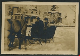 Sleigh ride, [between 1890 and 1909] thumbnail