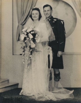 Frank Battersby and his bride, June 6, 1942 (date of original) thumbnail
