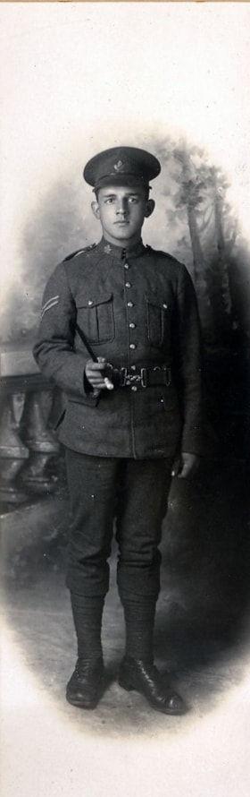 Harold Rumble in uniform, 1915 (date of original) thumbnail
