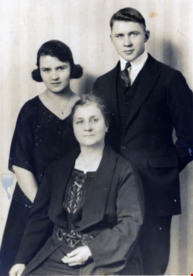 Lois, Catherine and Harold Rumble, [1914] (date of original) thumbnail