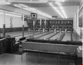 Interior of the Rose Bowl bowling alley, [195-] thumbnail