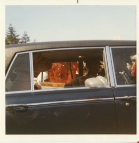 Queen Elizabeth II inside royal car, 7 May 1971 thumbnail