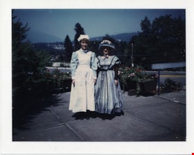 Nurse with pioneer woman, 20 July 1971 thumbnail