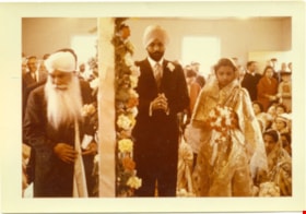 Sikh couple at wedding, [between 1950 and 1960] thumbnail