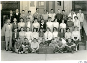 Division 4 class at Gilmore Avenue School, [1954-1955] thumbnail