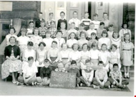 Grade 3, Division 17 class at Gilmore Avenue School, [1956] thumbnail
