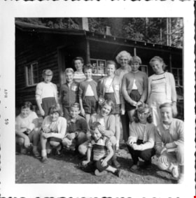 Kathy Hardy [and family], Apr 1959 thumbnail