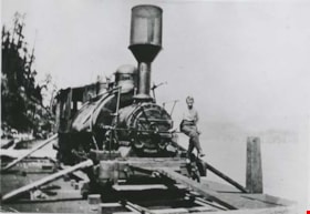 Old Curly on a barge, [1927] (date of original), copied 2016 thumbnail