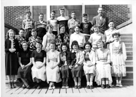 Douglas Road school class, [1951] thumbnail