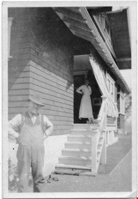 William and Annie Mawhinney outside of their home., 1915-1930 thumbnail
