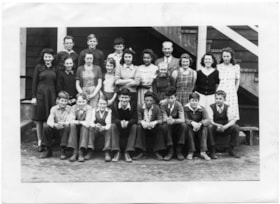 Douglas Road School students, [between 1940 and 1942] thumbnail
