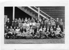 Douglas Road School students, [between 1938 and 1940] thumbnail