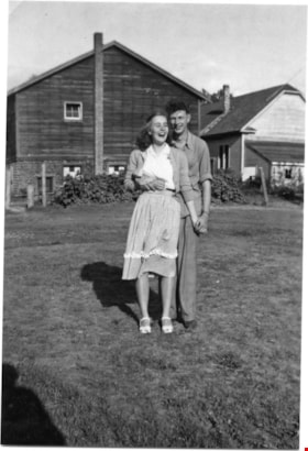 Glen Boal and Ann Lockhart, [between 1945 and 1949] thumbnail