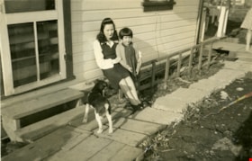 Suey Ying Jung (Laura) and Julie Cho Chan Lee, [between 1946 and 1952] thumbnail