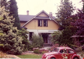 Front of Mawhinney house, August 1984 thumbnail