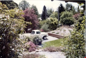 Front yard of Mawhinney house, 1984 thumbnail