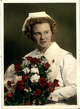 Graduate Nurse Alice Sparman, [between 1945 and 1946] thumbnail
