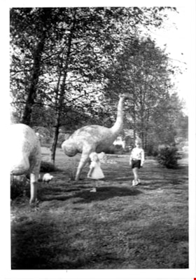 Sanders children with ostrich statues, [196-] thumbnail