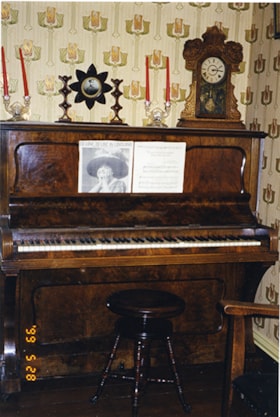 Love farmhouse piano, May 1999 thumbnail