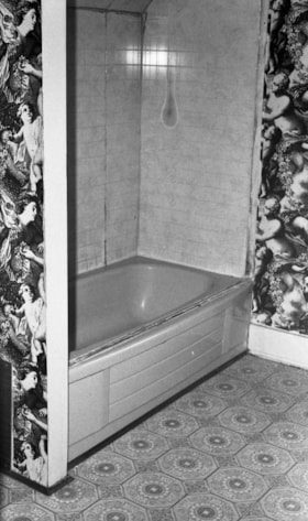 B room, northwest corner and bathtub, May 12, 1988 thumbnail