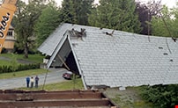 Installing the roof, 1988 thumbnail