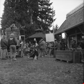 Set during filming of MacGyver episode, 1990 thumbnail