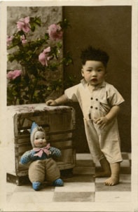 Pauline Hong as a toddler, 1951 thumbnail