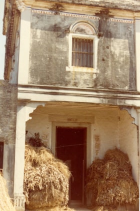 Hong ancestral home in Sei Moon village, [between 1970 and 1980] thumbnail