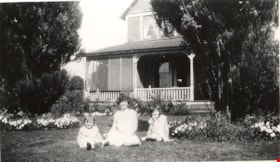Eleanor, Louise and Dorothy Irwin on front lawn of Irwin home, [1930] (date of original), copied 2004 thumbnail