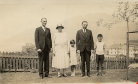 Johnstons with Henry Irwin in yard, [1931] (date of original), copied 2004 thumbnail