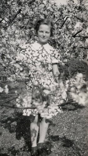 Louise with cherry blossoms, [1937] (date of original), copied 2004 thumbnail