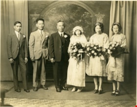 Quinn Wong and Maida Jung's wedding party, [1930] thumbnail