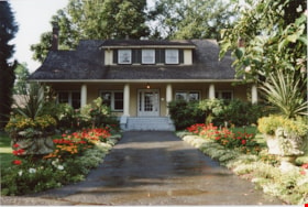 Elworth house, [198-] thumbnail