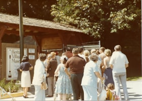 Crowd lined up for Dominion day celebrations, 1 July 1980 thumbnail