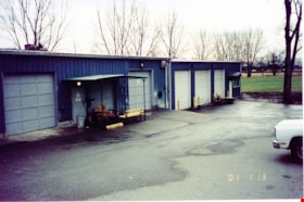 Workshop buildings at New Haven, Jan. 2001 thumbnail