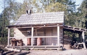Log cabin, [198-] thumbnail