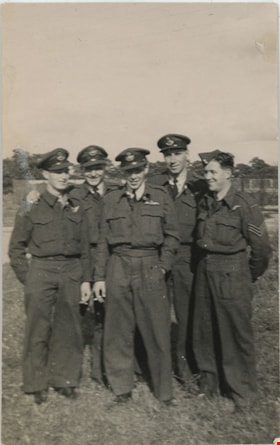 Joseph H. Corsbie and RCAF crew, [between 1942 and 1945] thumbnail