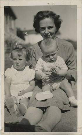 Margaret Corsbie with her two children, [between 1950 and 1952] thumbnail