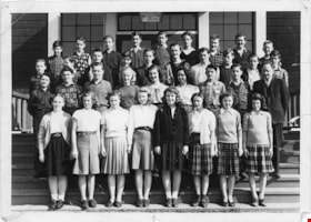 Burnaby South High School students, 1945 (date of original), copied 2020 thumbnail