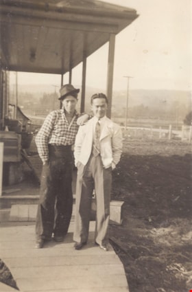 Gordon Jung and Herbert Yep, [between 1935 and 1945] thumbnail